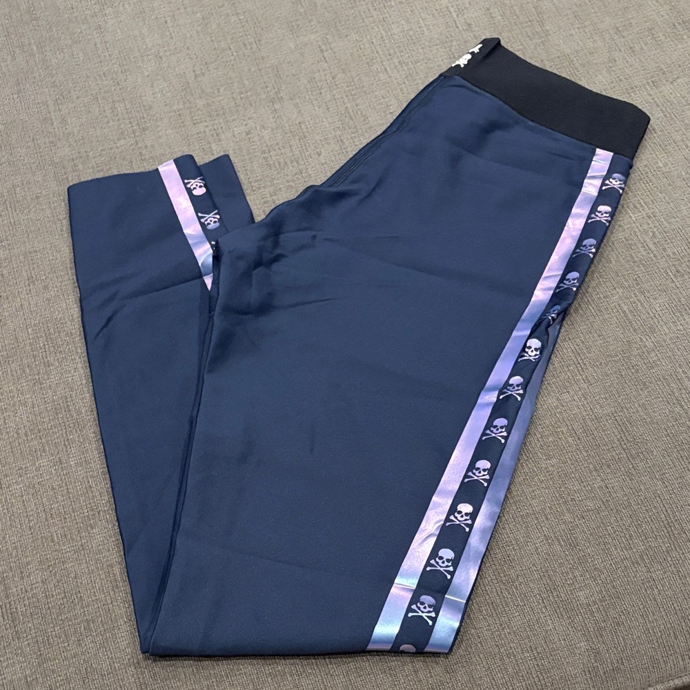 Soul cycle Ultracor navy size medium ladies leggings.